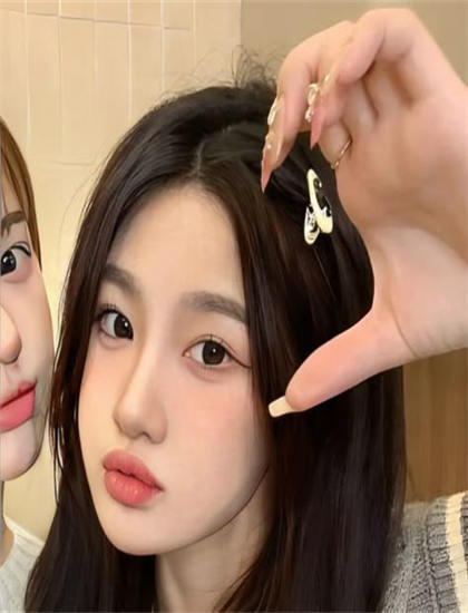 奇幻片技术揭秘：《苏宁易购11.11嗨爆夜》的创作历程与幕后故事 ——深入探索奇幻片的艺术世界